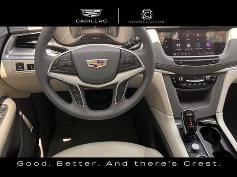 Used 2025 Cadillac XT5 Premium Luxury w/ Technology Package FWD image 11