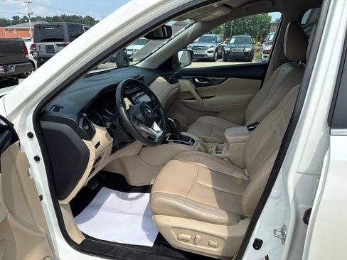 Used 2019 Nissan Rogue SL AWD/4WD image 23