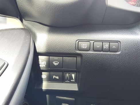 Used 2025 Lexus RC 350 F Sport image 33