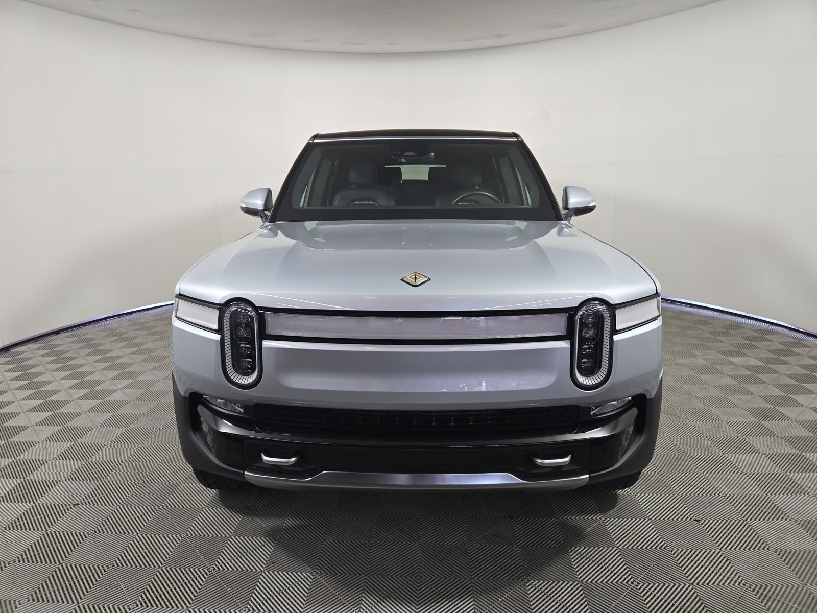 Used 2022 Rivian R1S Launch Edition Quad AWD/4WD image 8