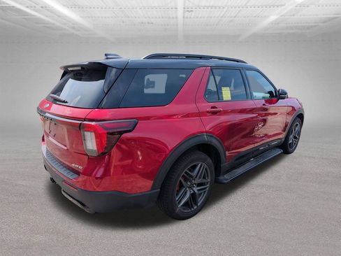 Used 2025 Ford Explorer ST-Line w/ Premium Package AWD/4WD image 16