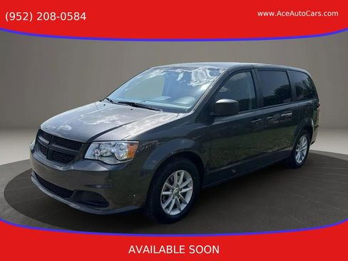 Used 2018 Dodge Grand Caravan SE w/ UConnect Hands-Free Group FWD image 1