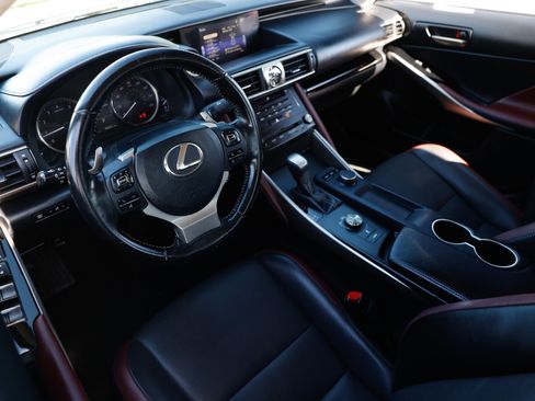 Used 2017 Lexus IS 200t image 6