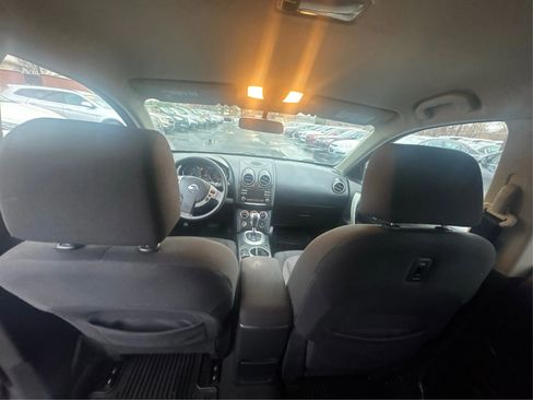 Used 2012 Nissan Rogue SV image 25