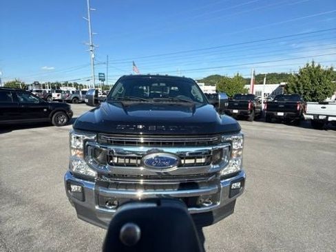 Used 2022 Ford F350 XLT w/ XLT Premium Package AWD/4WD image 3