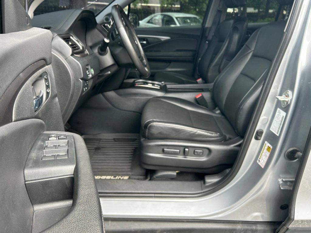 Used 2023 Honda Ridgeline RTL-E image 13
