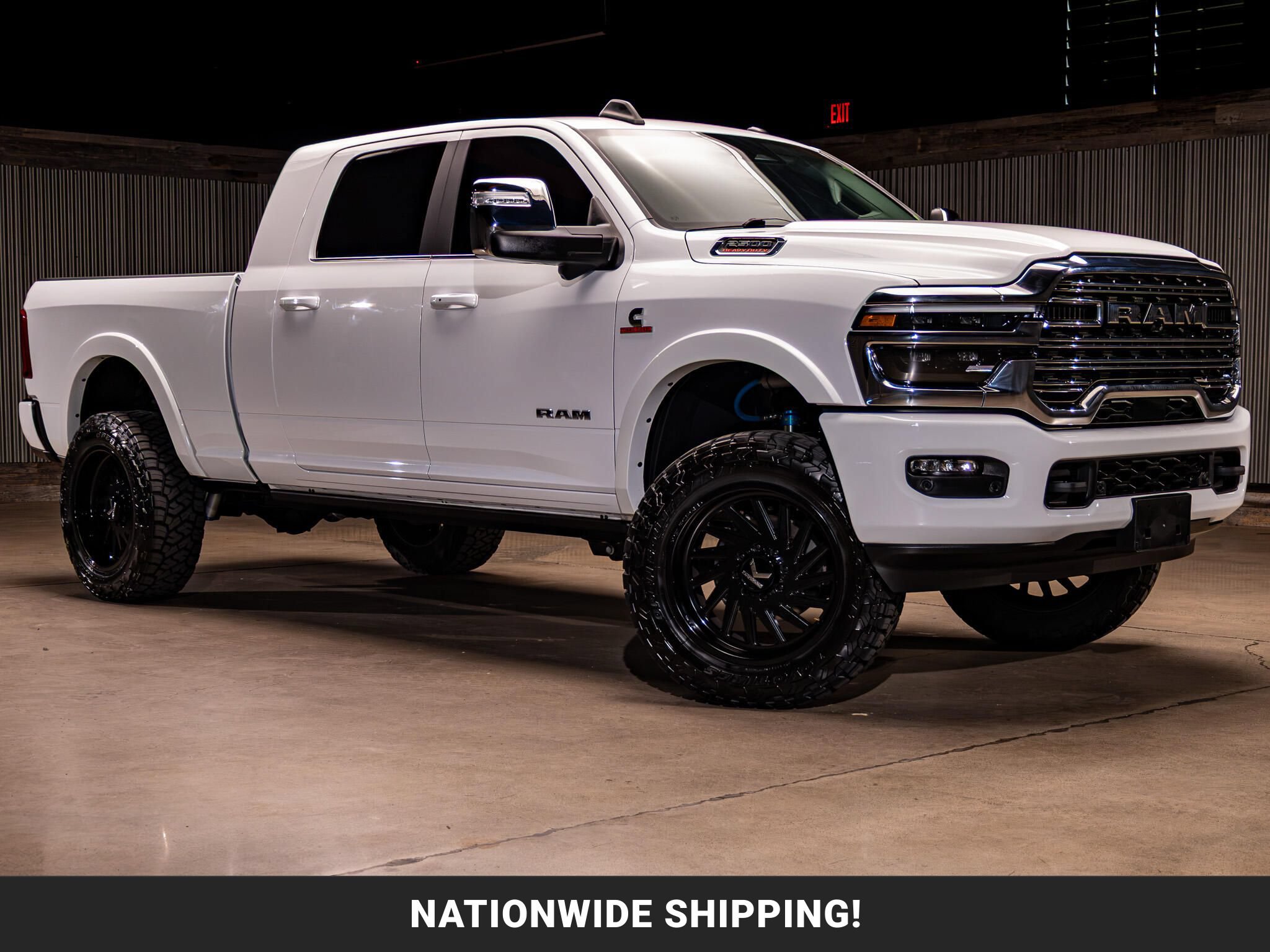 Used 2025 RAM 2500 Limited AWD/4WD image 1