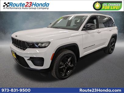 Used 2023 Jeep Grand Cherokee Altitude