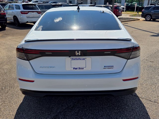 Used 2025 Honda Accord Sport image 11