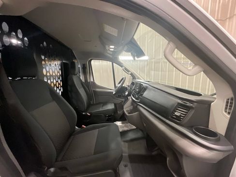 Used 2025 Ford Transit 250 Low Roof w/ Exterior Upgrade Package RWD image 11