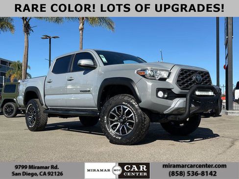 Used 2020 Toyota Tacoma TRD Sport image 1