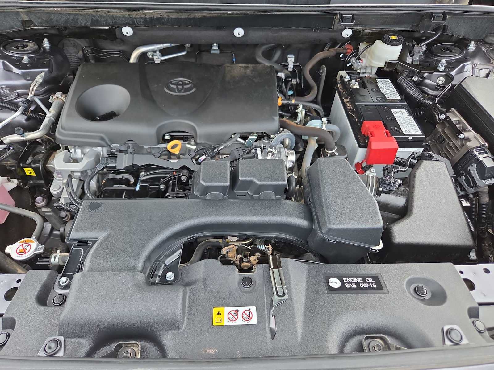 Used 2024 Toyota RAV4 LE FWD image 13
