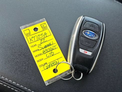 Used 2022 Subaru Ascent Touring AWD/4WD image 32