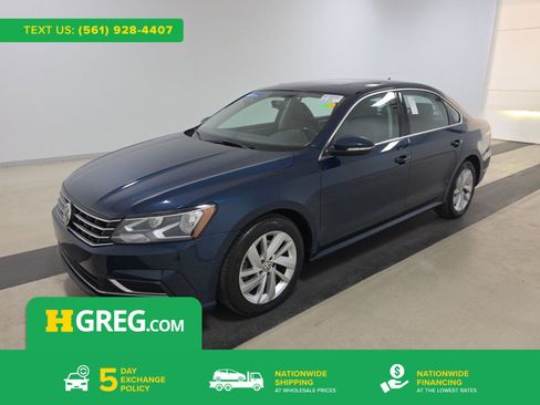 Used 2018 Volkswagen Passat 2.0T SE FWD image 1
