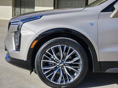 Used 2024 Cadillac XT4 Sport image 12