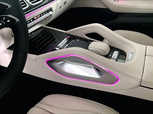 New 2026 Mercedes-Benz GLS 450 4MATIC image 11