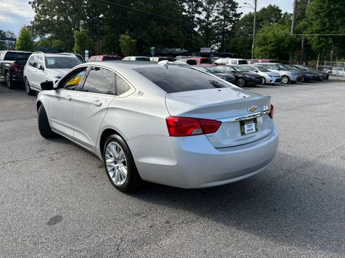 Used 2018 Chevrolet Impala LS FWD image 7