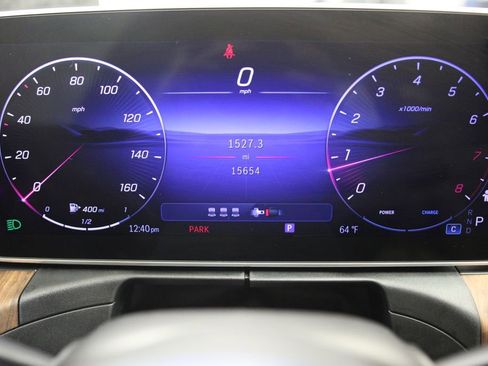 Certified 2025 Mercedes-Benz C 300 4MATIC Sedan image 19