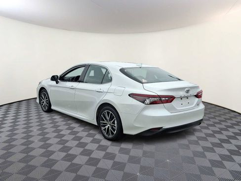 Certified 2024 Toyota Camry XLE w/ Navigation Package image 9