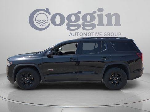 Used 2023 GMC Acadia AT4 w/ Technology Package AWD/4WD image 2