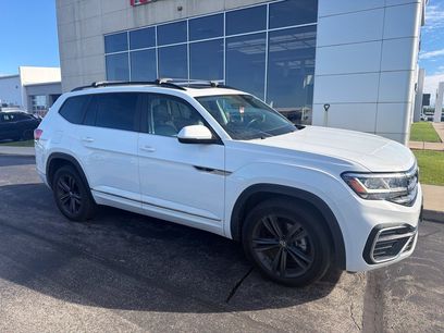 Used 2021 Volkswagen Atlas SE w/ Panoramic Sunroof Package
