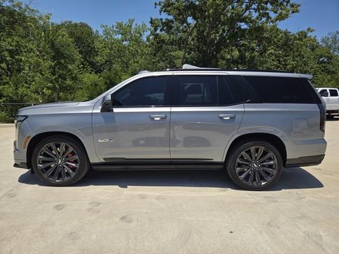 Used 2026 Cadillac Escalade V w/ LPO, Floor Liner Package AWD/4WD image 5