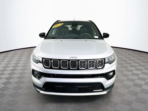 Certified 2024 Jeep Compass Limited AWD/4WD image 4