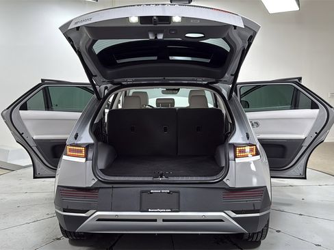 Used 2022 Hyundai Ioniq 5 SEL w/ Cargo Package image 16