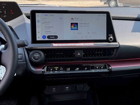 New 2025 Toyota Prius Plug-In Hybrid image 6