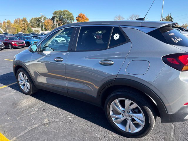 Certified 2024 Buick Encore GX Preferred w/ Comfort Package FWD image 2