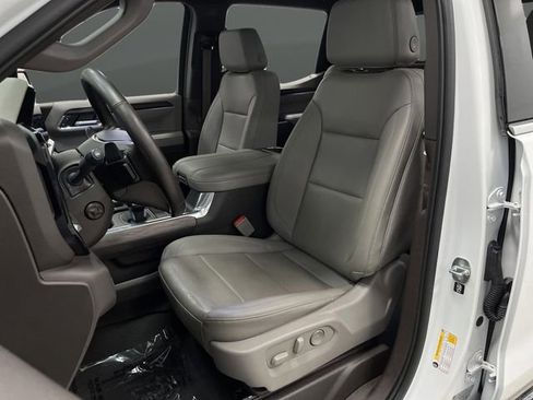 Used 2023 GMC Sierra 1500 SLT w/ SLT Premium Plus Package image 4