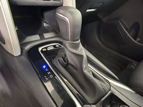 Used 2024 Toyota Corolla Cross SE image 30