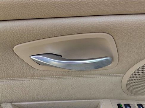 Used 2007 BMW 328xi Sedan image 13