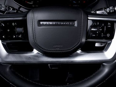 Used 2023 Land Rover Range Rover Long Wheelbase SE image 41