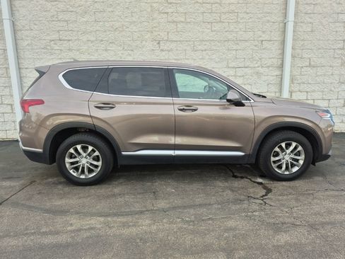 Used 2020 Hyundai Santa Fe SEL FWD image 3