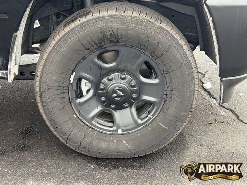 New 2026 RAM 2500 Tradesman AWD/4WD image 9