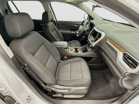 Used 2023 GMC Acadia SLE w/ Elevation Edition FWD image 18