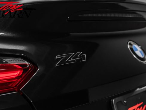 Used 2025 BMW Z4 M40i w/ Edition image 23