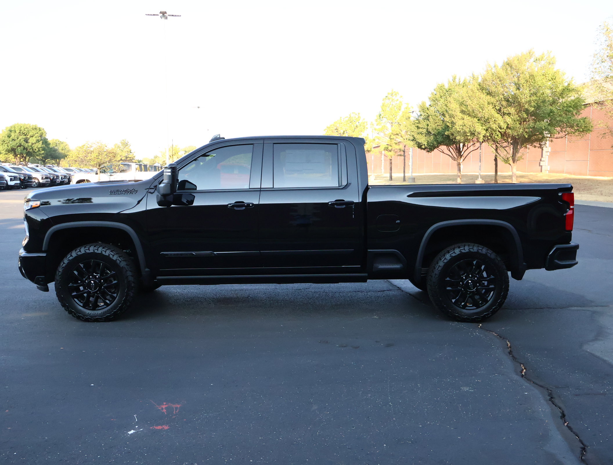 New 2026 Chevrolet Silverado 2500 High Country w/ Midnight Edition AWD/4WD image 34