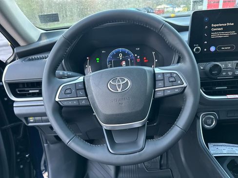 New 2026 Toyota Grand Highlander AWD image 22