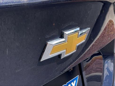 Used 2022 Chevrolet Malibu LT FWD image 9