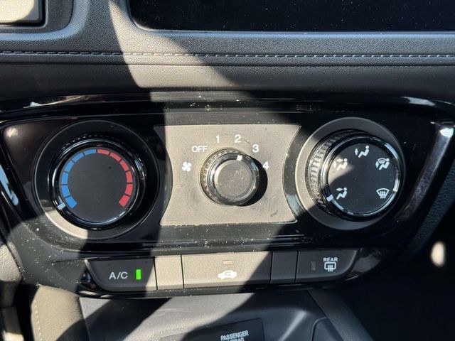 Used 2022 Honda HR-V Sport image 25