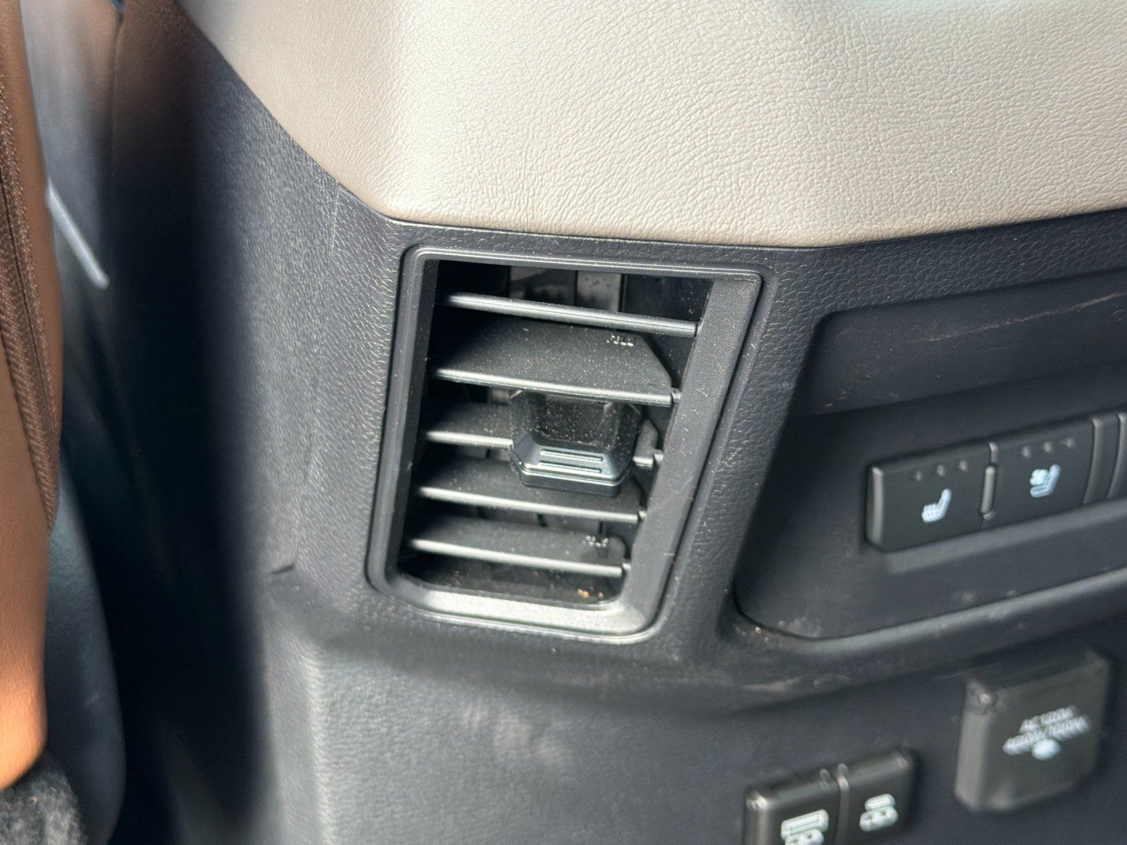 Used 2025 Toyota Tundra 1794 Edition AWD/4WD image 32