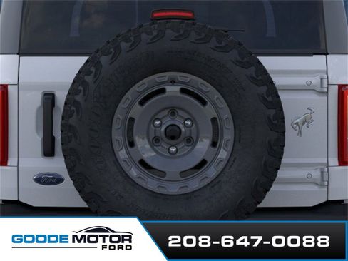 New 2025 Ford Bronco 2-Door w/ Sasquatch Package image 24