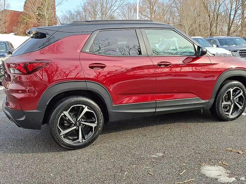 Certified 2023 Chevrolet TrailBlazer RS w/ Convenience Package image 9