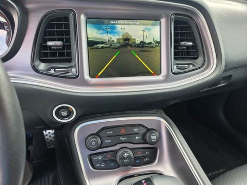 Used 2017 Dodge Challenger R/T Plus image 21