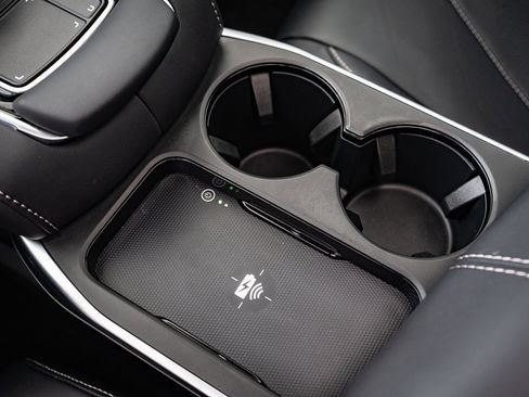 Used 2025 Acura RDX w/ Technology Package image 34