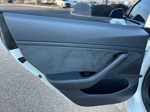 Used 2018 Tesla Model 3 image 52