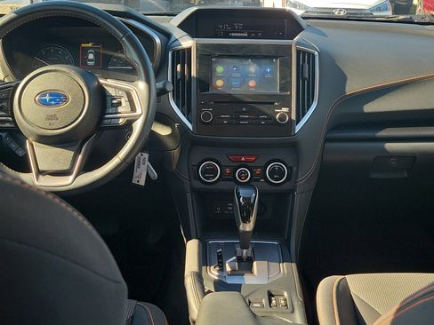 Used 2023 Subaru Crosstrek 2.0i Premium image 19