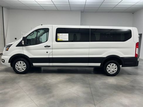Used 2023 Ford Transit 350 XLT image 4